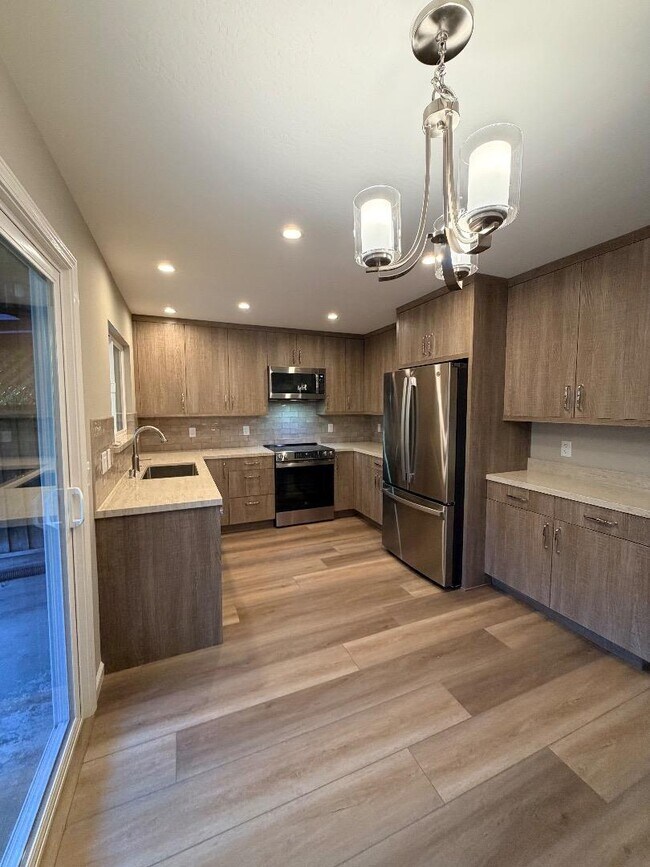 Building Photo - 1800 Terri Way