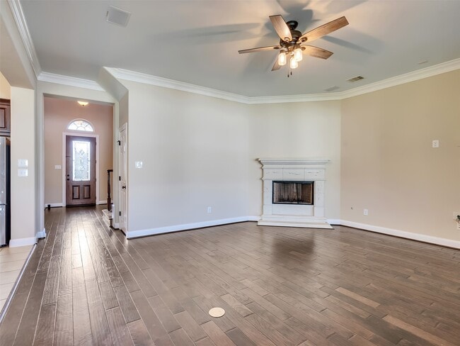 Building Photo - 5342 Tyler Park Ln