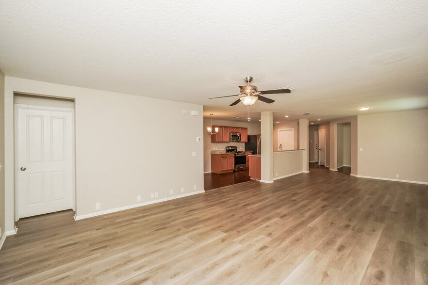 Building Photo - 3411 Maguey Trail