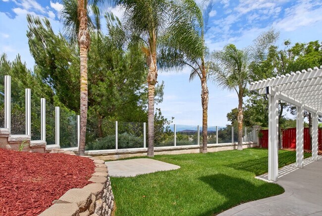 Building Photo - Most Desireable Neighborhood in Temecula  Eastridge by Redhawk