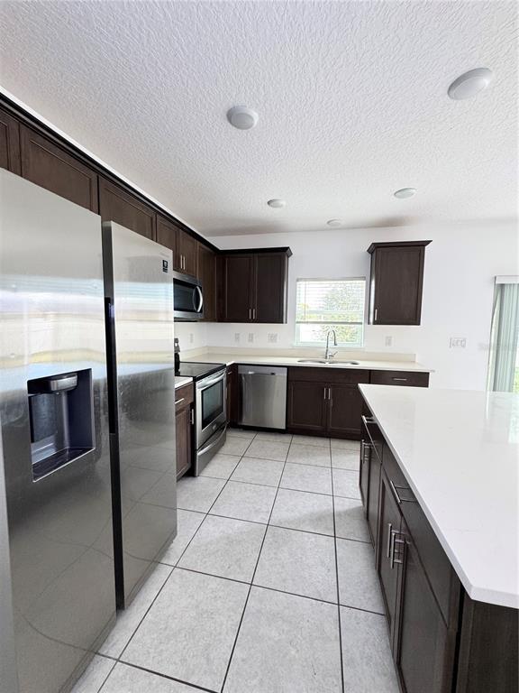 Building Photo - 803 James Dr