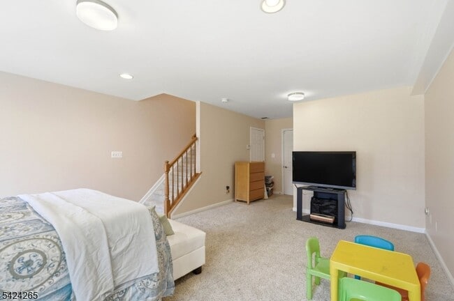 Building Photo - 424 Hartford Dr