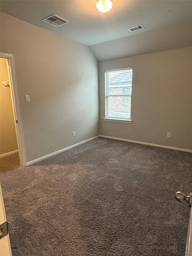 Building Photo - 3734 Bach St