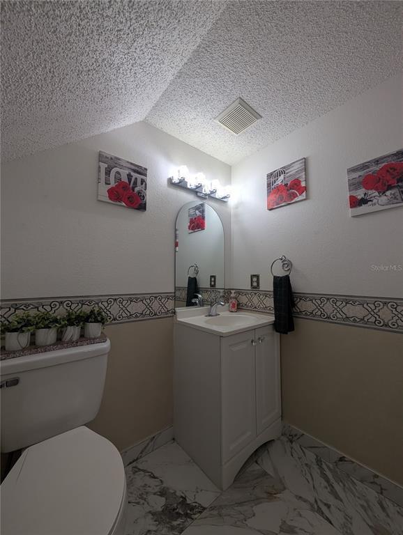 Building Photo - 4321 Deermont Cir