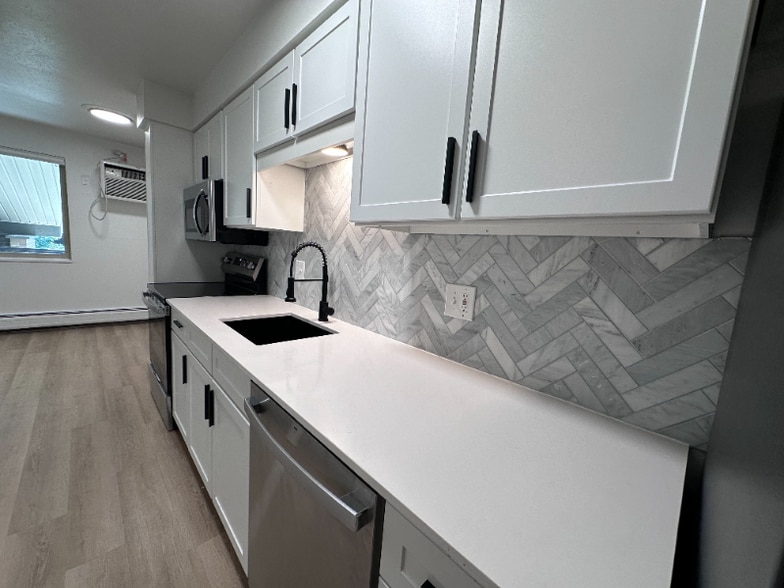 Building Photo - 1612 Garfield Ave