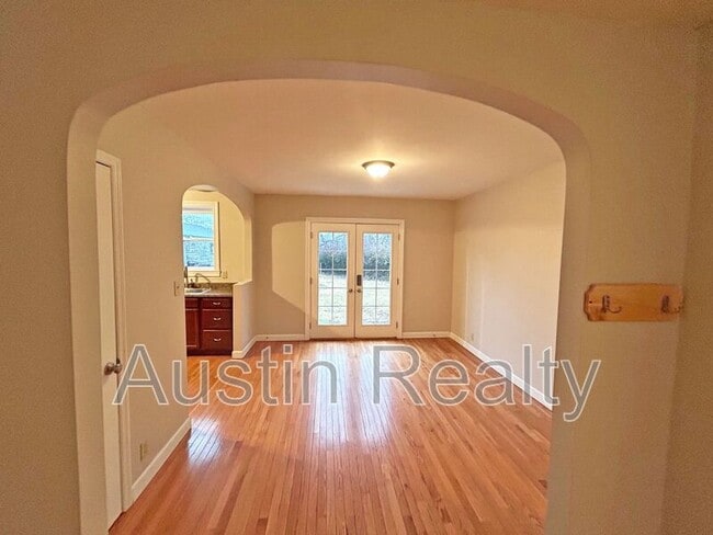 Building Photo - 1108 Collingwood Dr