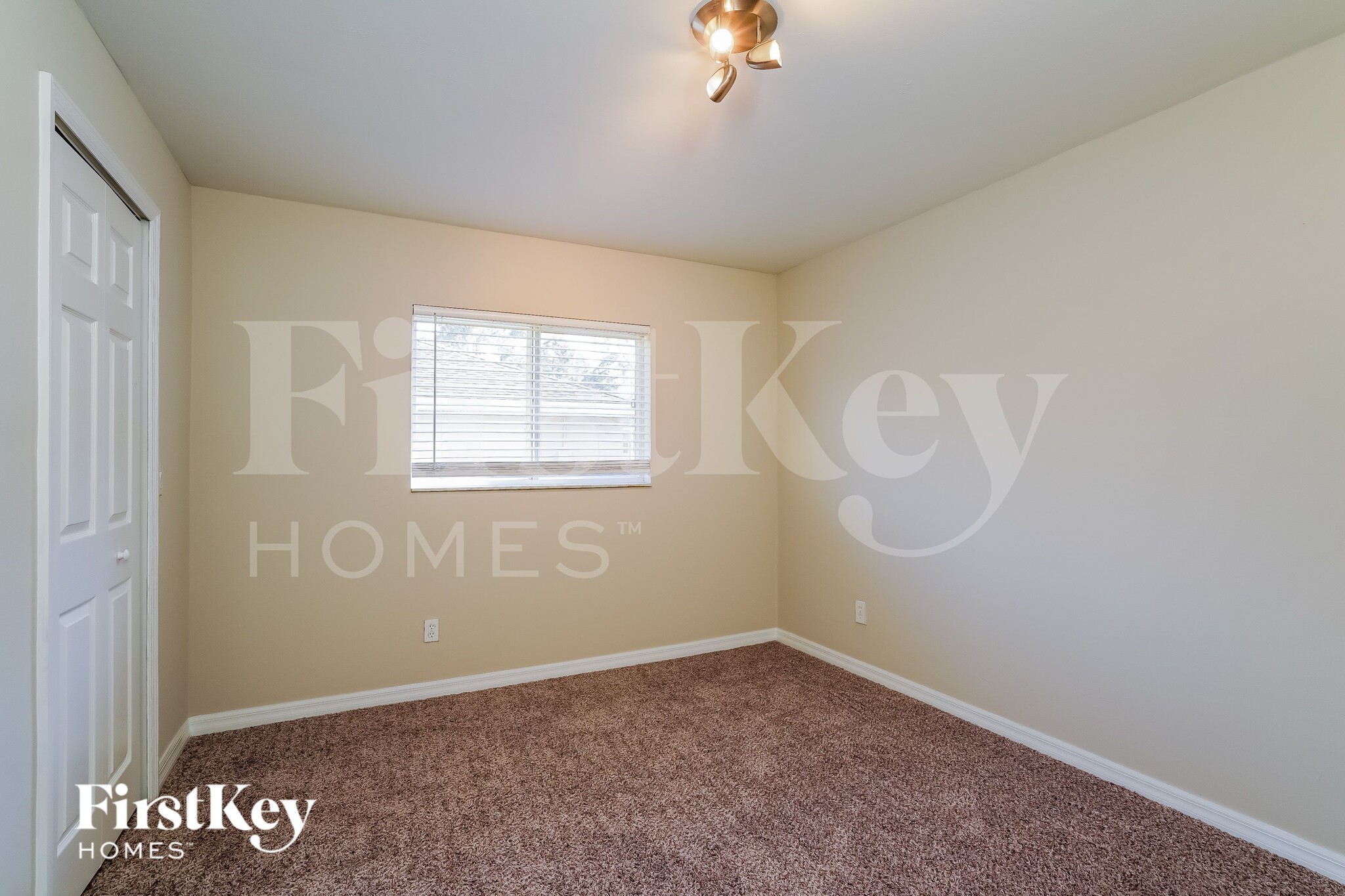 Building Photo - 3919 3rd St W