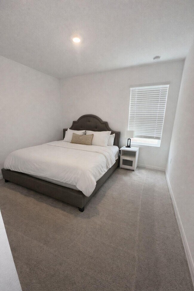 Building Photo - 2099 Babbling Brk Blvd