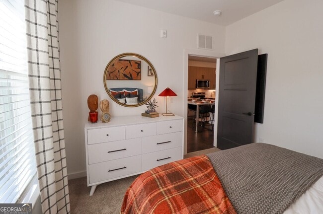 Building Photo - 305 Collins Industrial Way