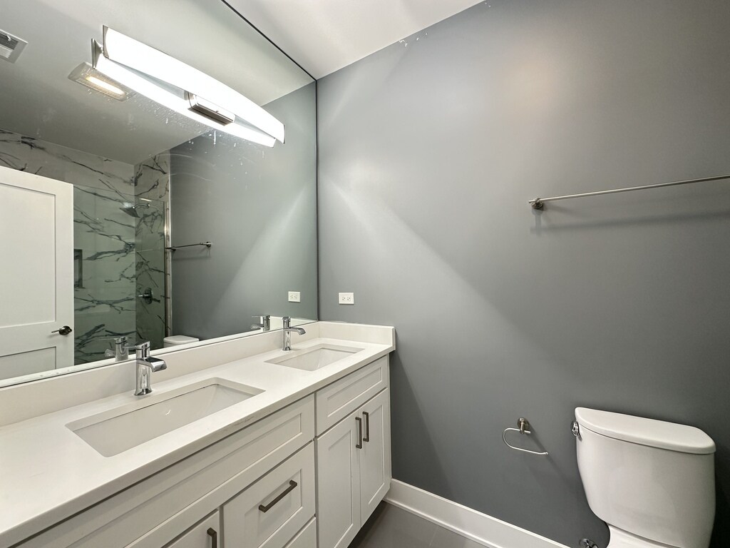 Building Photo - 1921 W 21st St