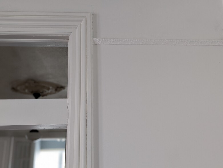 Building Photo - 346 S Rose St