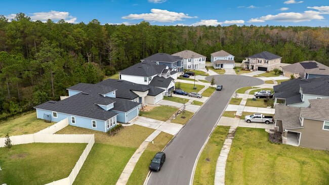 Building Photo - 613 Lancewood Ct