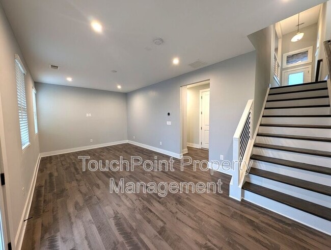 Building Photo - 2632 Ensemble Ct