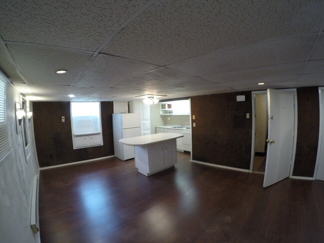 Building Photo - 5439 Baywood St