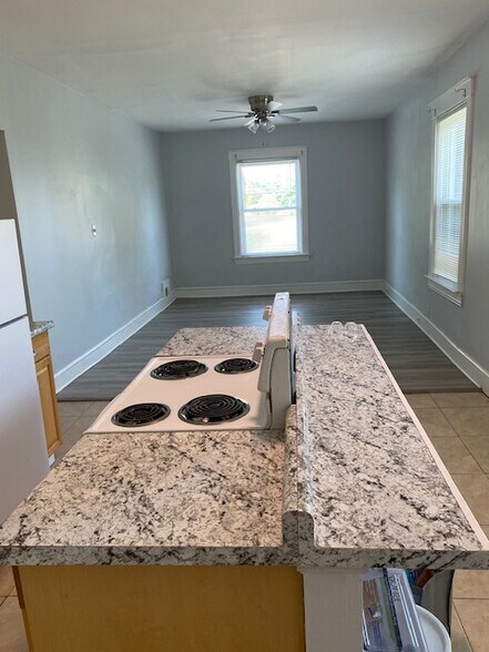 Kitchen Island - 225 Bodmann Ave