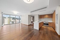Building Photo - 2503