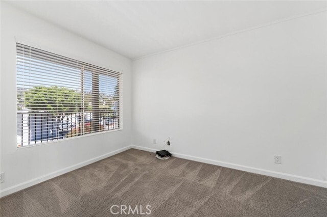 Building Photo - 585 Glenneyre St