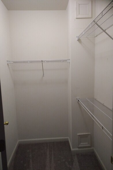 Building Photo - 2653 Park Tower Drive Unit 102