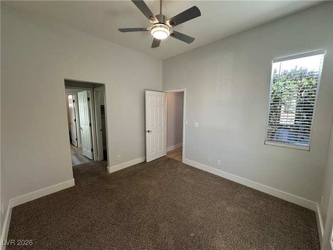 Building Photo - 10447 Garden Rose Dr