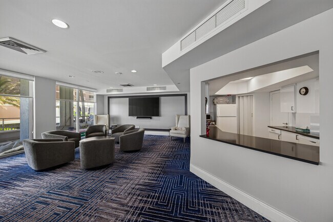 Building Photo - 1440 S Ocean Blvd