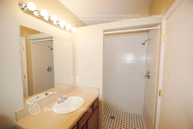 Building Photo - 1783 Tradewinds Ave SE