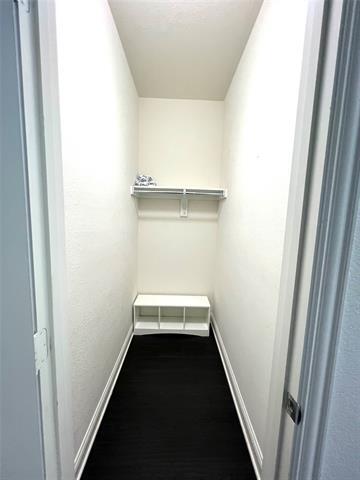 Building Photo - 1801 Forest Park Dr