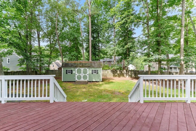 Building Photo - 504 Winamack Ct