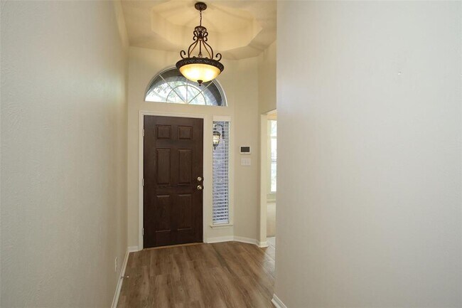 Building Photo - 43 N Veranda Ridge Dr