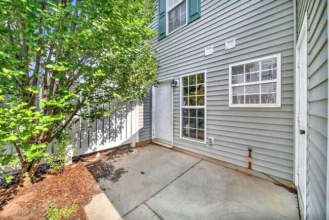 Building Photo - Two-story Condominium with Easy Highway Ac...