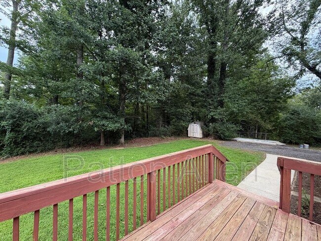 Building Photo - 115 Starnes Cove Rd