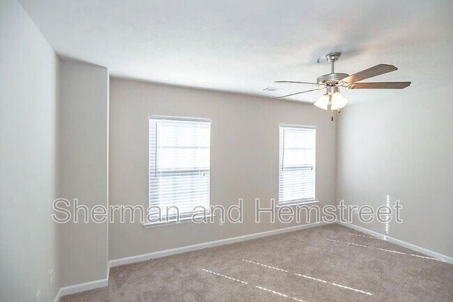 Building Photo - 757 Tarvin Cir