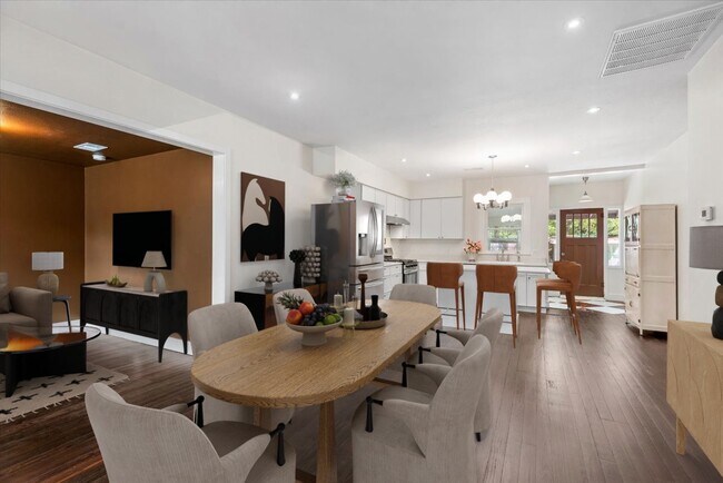 Building Photo - 603 Crockett St