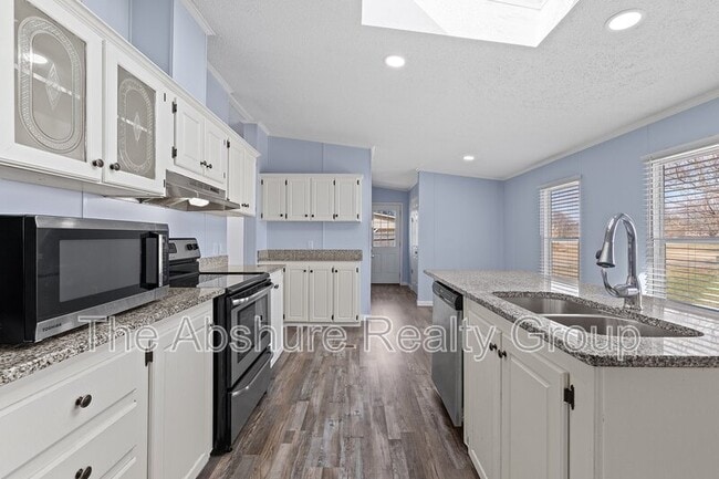 Building Photo - 1508 Willow Downs Cir