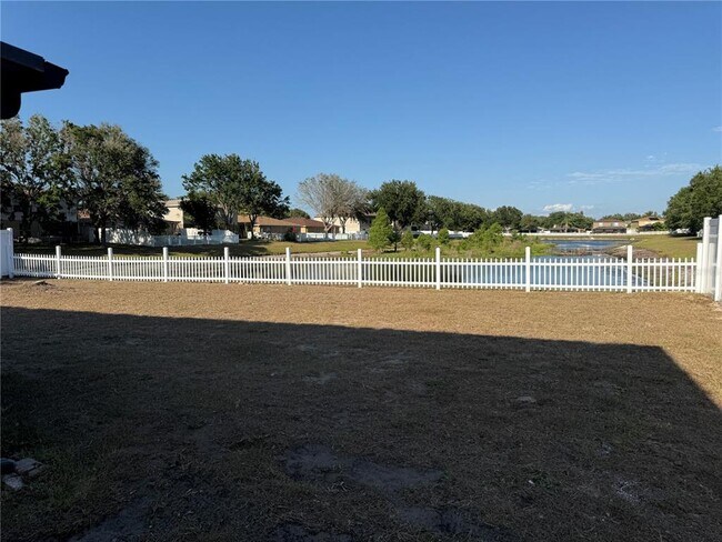 Building Photo - 2118 Ashley Lakes Dr