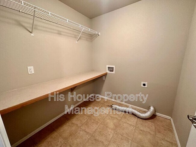 Building Photo - 8029 22nd St Ln