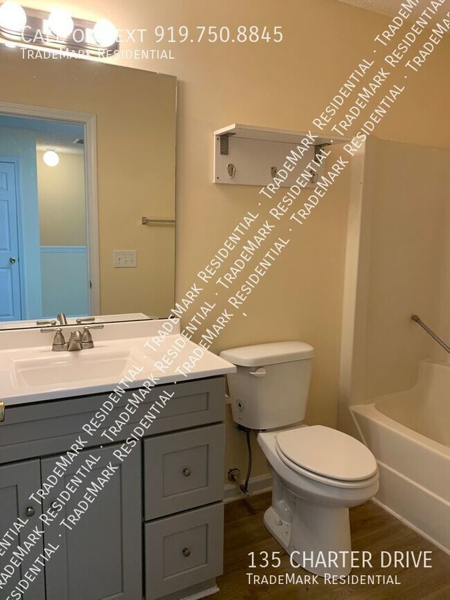 Building Photo - 135 Charter Dr