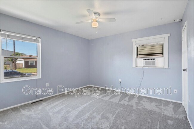 Building Photo - 1701 W. 55th Pl.