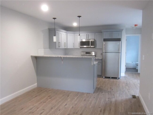 Building Photo - 574 Chopsey Hill Rd