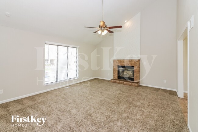 Building Photo - 14411 Craig Ave