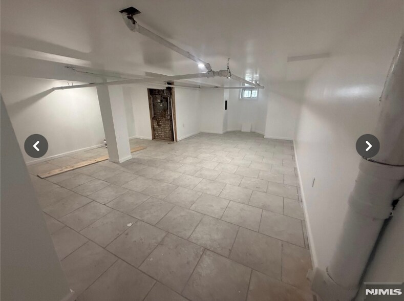 Building Photo - 15 Winthrop Terrace