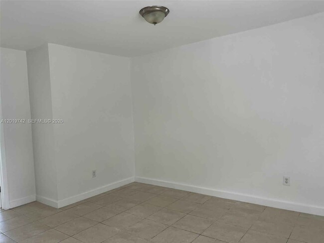 Building Photo - 4245 NW 24th Ave