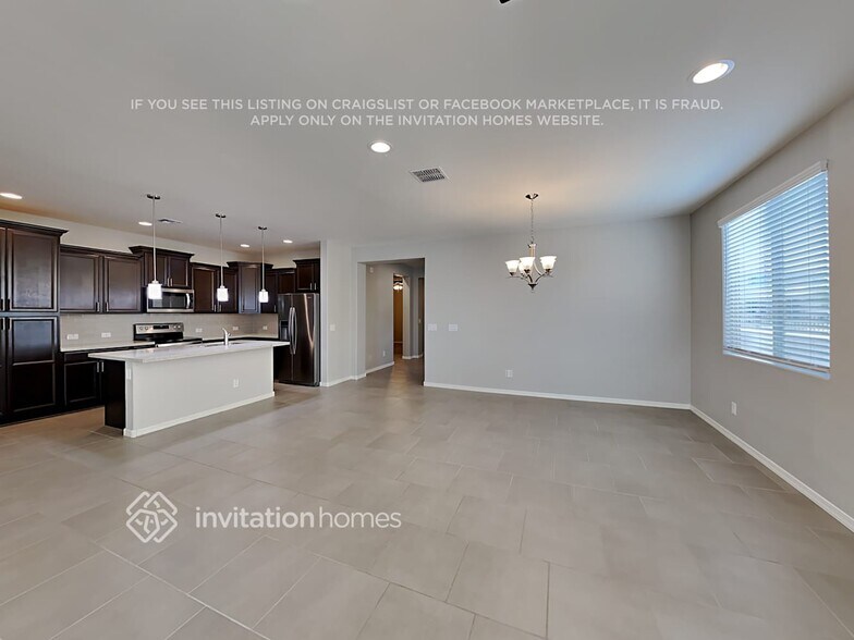 Building Photo - 18210 W Carlota Ln
