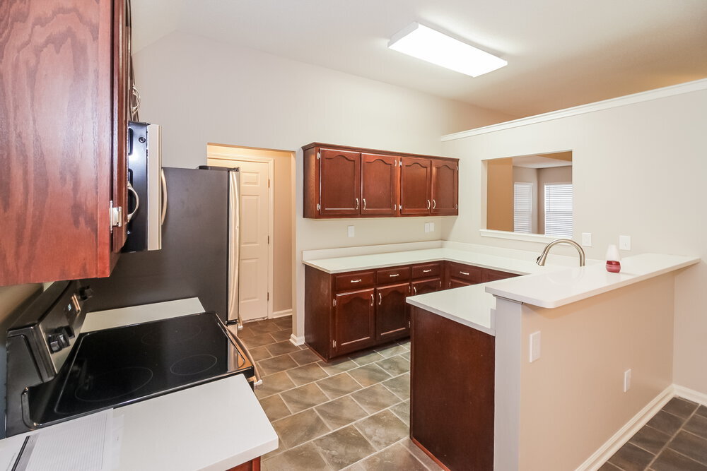 Building Photo - 5397 Kayla Dr
