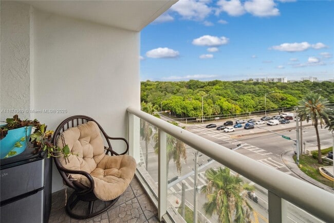 Building Photo - 13499 Biscayne Blvd