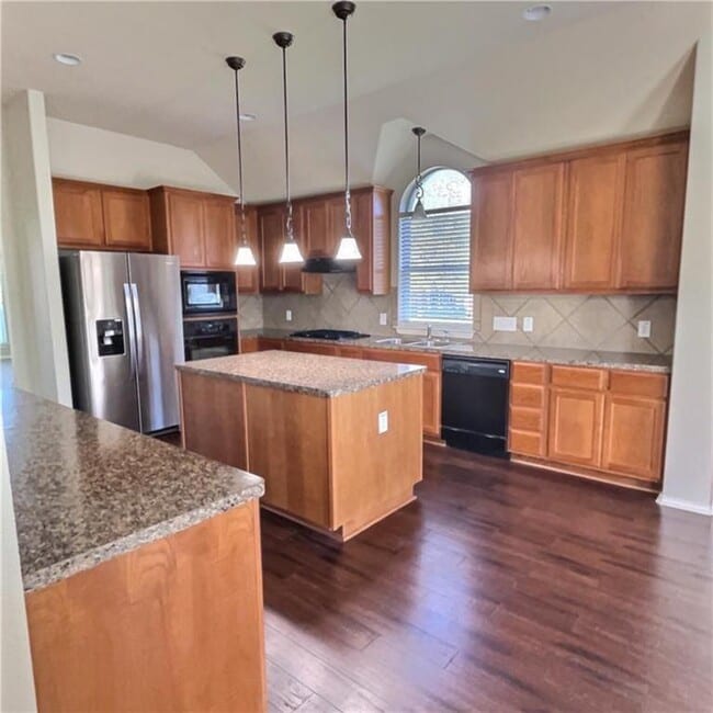 Building Photo - 2605 Shanty Creek Pl