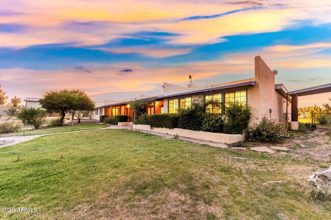 Building Photo - 1 Pinto Trail