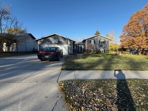 Building Photo - 503 N Yellowstone Ave