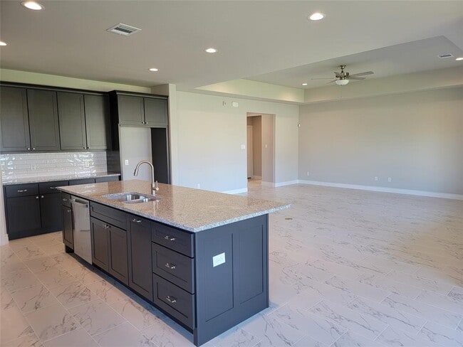 Building Photo - 431 Hunters Xing Dr