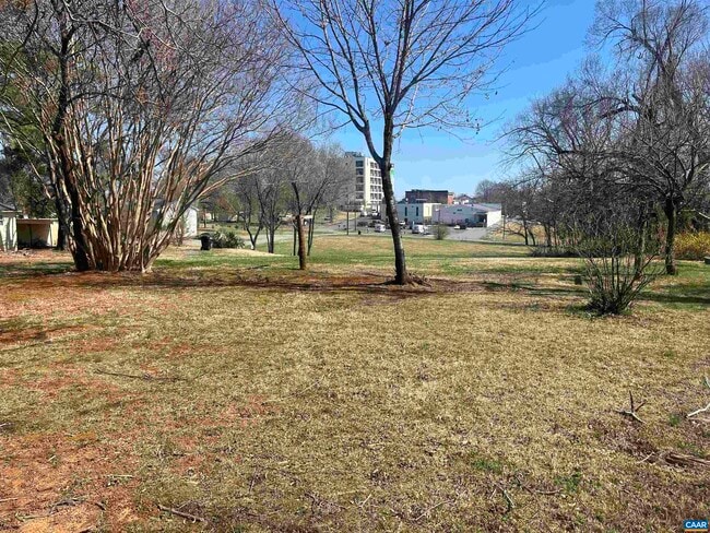 Building Photo - 1227 Blue Ridge Ave