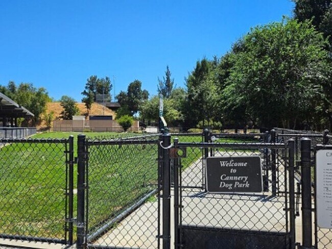 Building Photo - Upscale 2/2 Apartment in The Cannery!-$500 Off 1st Month's Rent